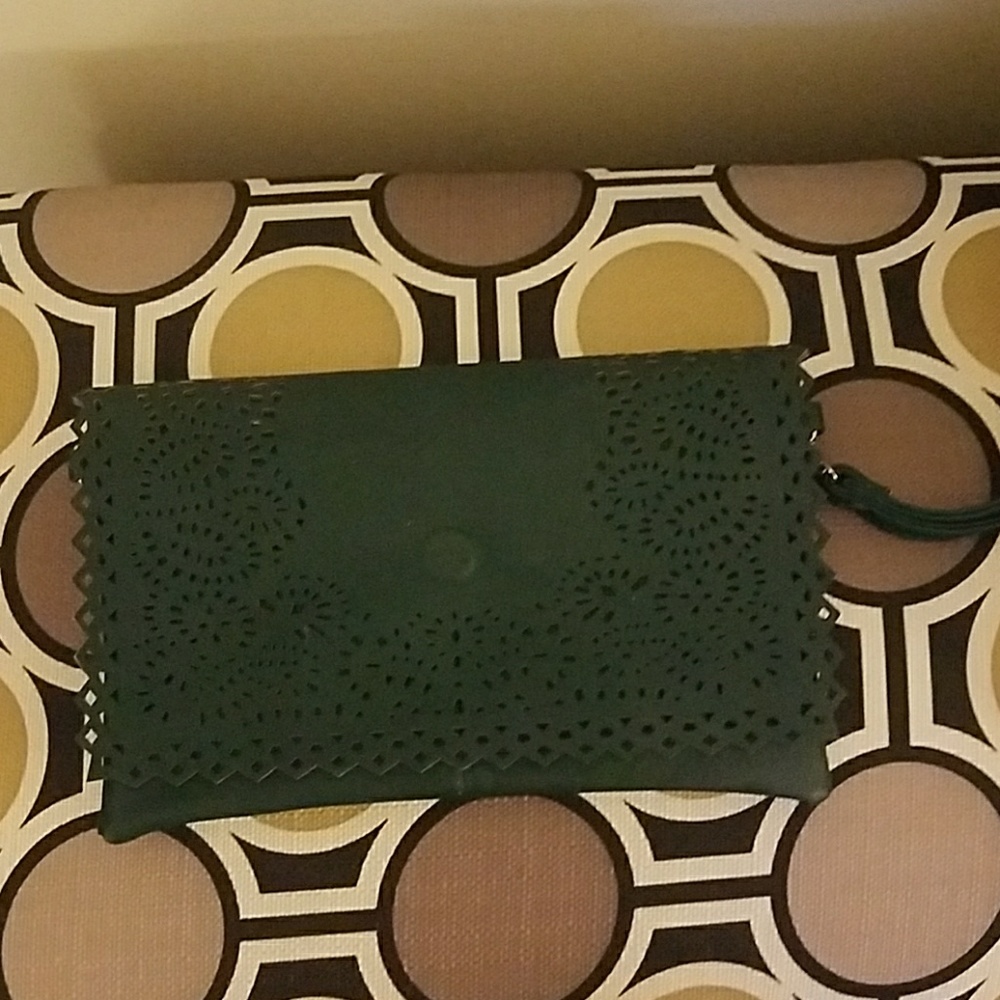 Clutch handbag